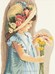 GIRL WITH THE FLOWERED HAT sur toile Etamine 10.5 fils