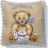 Coussin Arthur ours  sur toile Aida