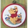 broderie au point de croix Winnie gourmand - Royal Paris - Royal Paris