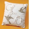 Coussin Mariage oiseaux à broder au point de croix - PLANÈTE MAUVE - PLANÈTE MAUVE