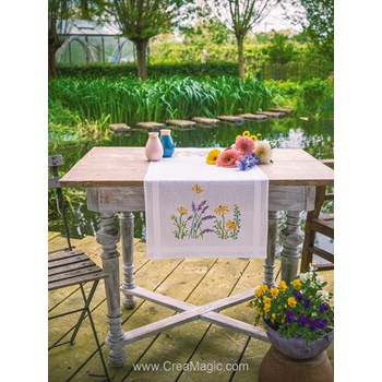 Kit Broderie Point De Croix Imprimé - Maison De Lavande - 40x50cm - DIY Adulte - Décoration Murale élégante