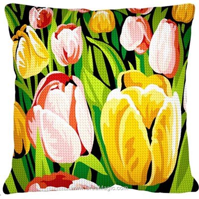 Kit coussin Margot champ de tulipes au demi point