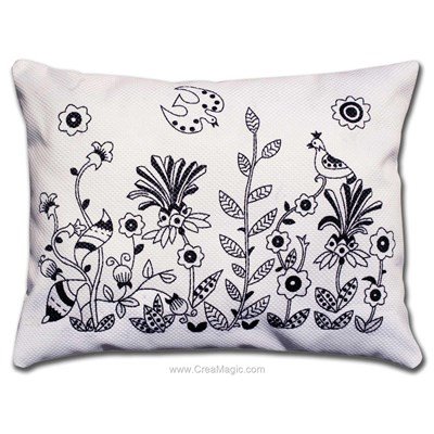 Kit coussin à broder en broderie imprimée jardin de fleurs de Princesse