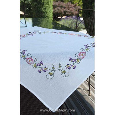 Nappe imprimée en broderie traditionnelle enchantement Brodélia