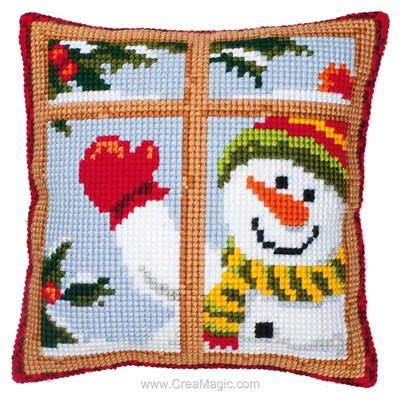 Kit coussin point de croix bonhomme de neige derrière la fenêtre de Vervaco