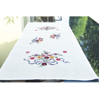 Kit chemin de table imprimé Brodélia en broderie traditionnelle nœud de ruban fleuri BDL-609-5107