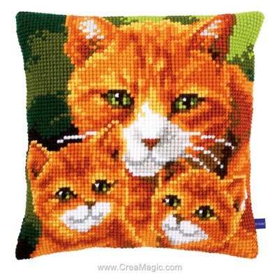 Coussin point de croix chat et ses chatons de Vervaco