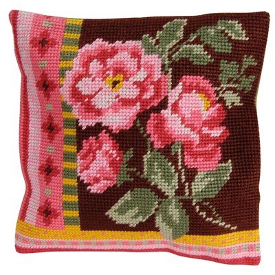 Coussin au demi point DMC bouquet aux roses