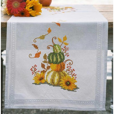 kit Chemin De Table Citrouilles et feuilles - Vervaco