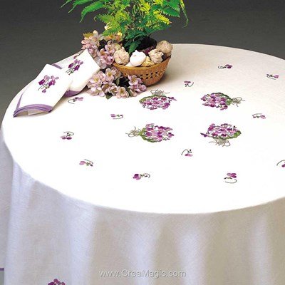 Serviette de table imprimée en broderie traditionnelle modestie pensée de Margot Broderie