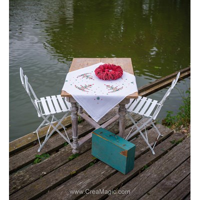 Nappe à broder (kit) Arbre de noël - Vervaco