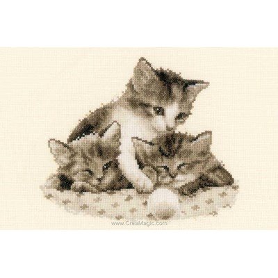 Broderie de Vervaco au point de croix trois petits chatons