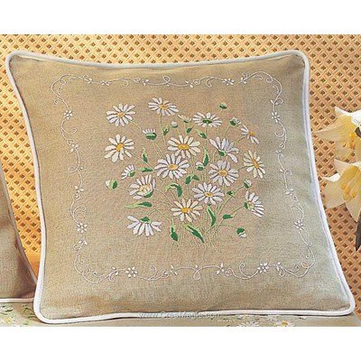 Kit coussin pâquerettes à broder en broderie imprimée Princesse