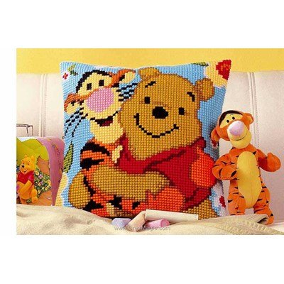 Coussin point de croix Vervaco disney winnie et tigrou