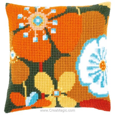 Coussin eclosion de fleurs retrro au point de croix Vervaco