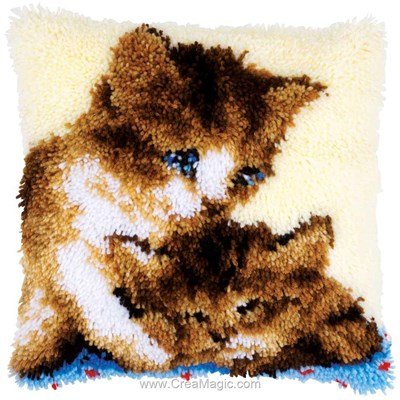 Coussin point noué deux doux chatons - Vervaco