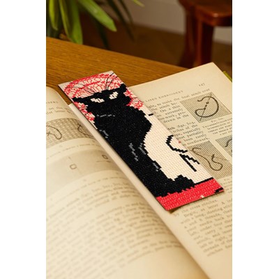 Marque page à broder Le chat noir - DMC