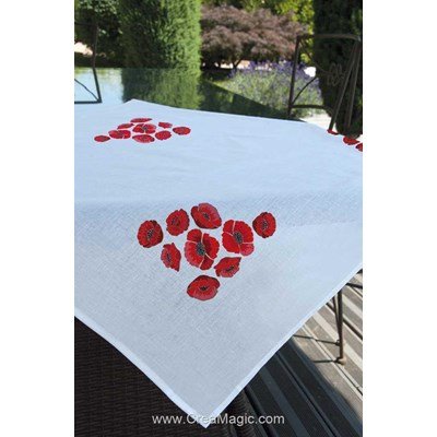 Nappe rouge coquelicot en broderie traditionnelle Brodélia