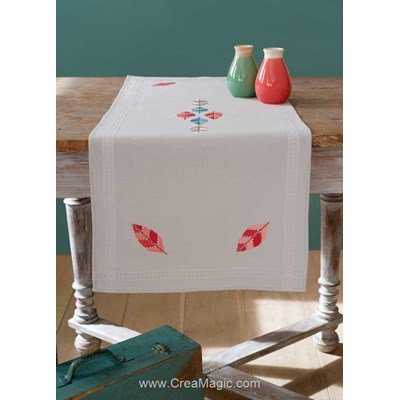 Chemin de table Vervaco en broderie traditionnelle indienne plumes PN-0161681