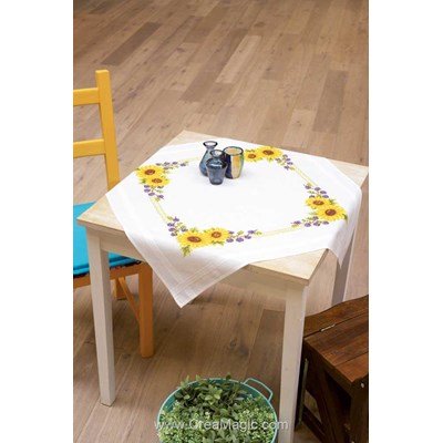 Kit surnappe Vervaco en broderie traditionnelle aux tournesols