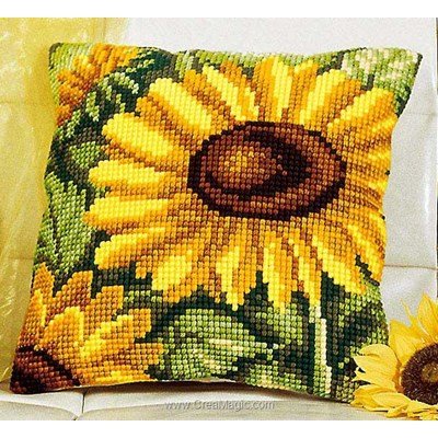 Coussin au point de croix tournesol de Vervaco