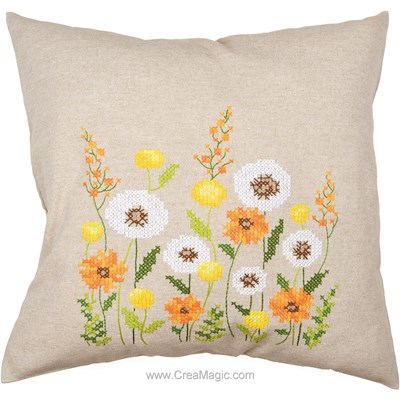 Coussin broderie Traditionnelle Fleurs à peluche - Vervaco