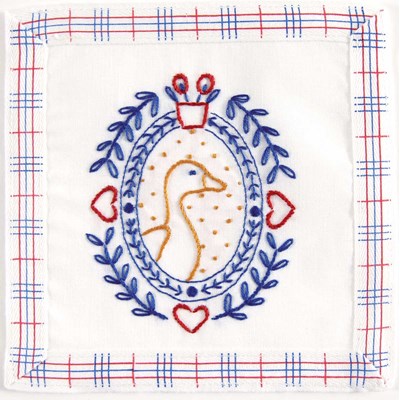 Kit broderie imprimée l'oie aux coeurs rouges - normandie - DMC