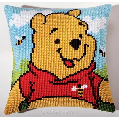 Kit coussin point de croix disney winnie et les abeillles de Vervaco