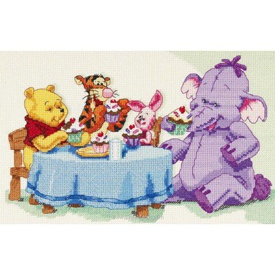 Broderie en point compté Royal Paris disney - le goûter de winnie