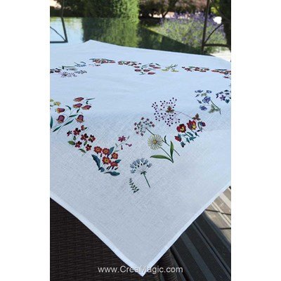 Nappe imprimée Brodélia herbier de fleurs à broder en broderie traditionnelle