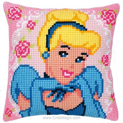 Coussin cendrillon et les fleurs disney de Vervaco au point de croix