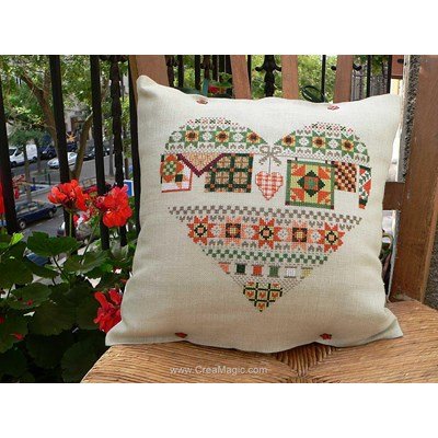 Kit coussin Bleu De Chine en broderie au point de croix compté cœur patchwork automne