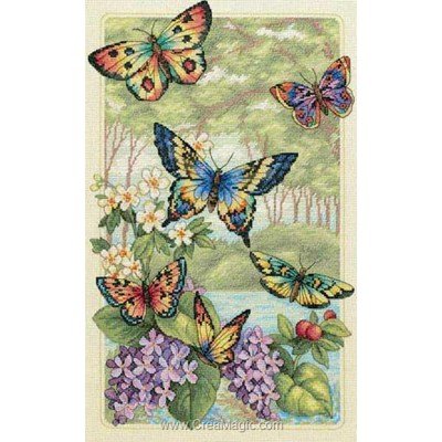 Broderie de Dimensions au point de croix butterfly forest