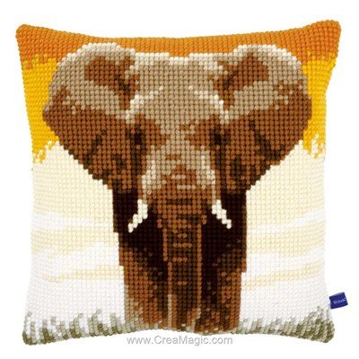 Coussin Vervaco au point de croix eléphant royal