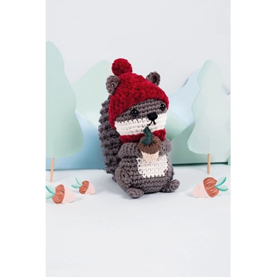 Kits amigurumi Ecureuil gourmand - DMC