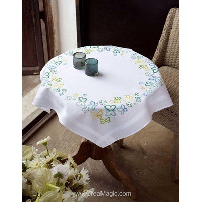 Kit surnappe papillons en tons verts en broderie traditionnelle de Vervaco PN-0148473