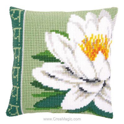 Coussin Vervaco au point de croix fleur de nénuphare blanche