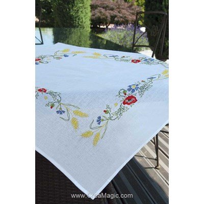 Nappe imprimée Brodélia en broderie traditionnelle simplicité