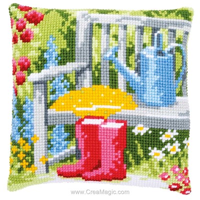 Coussin Vervaco mon jardin au point de croix