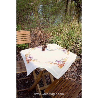 Nappe en kit feuilles d'automne d'orée au point de croix imprimé de Vervaco PN-0145238