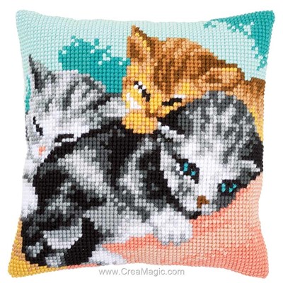 Kit coussin trois chats au point de croix de Vervaco