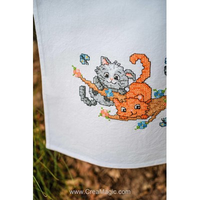 Torchon Broderie Traditionnelle - Jouer avec des chatons - Vervaco