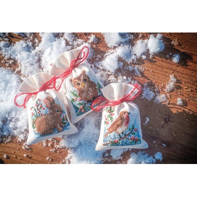 Sachet de senteur à broder Les amis de la forêt en hiver - lot de 3 - Vervaco