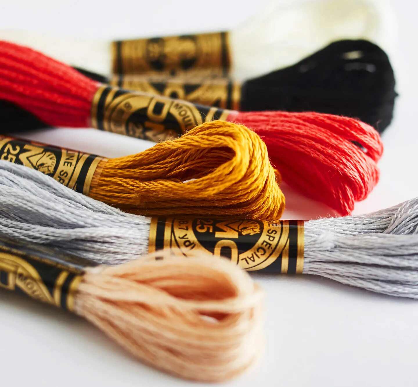 Mouliné Spécial DMC est le fil essentiel de la broderie